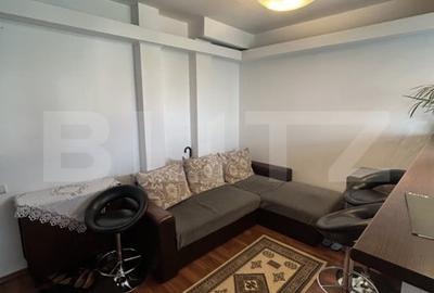 Apartamen cu 3 camere, 53 mp, zona Garii