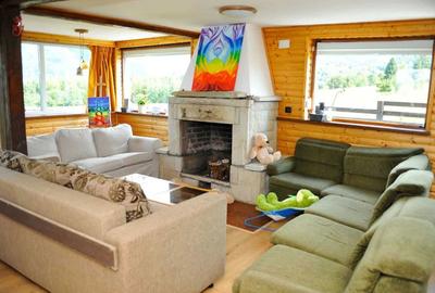 Casă cu 4 camere cu Teren 1650 Mp în Central - 7