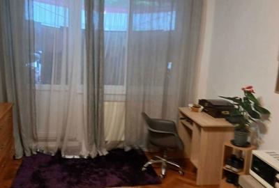 Apartament cu 3 camere decomandat în Central - 4