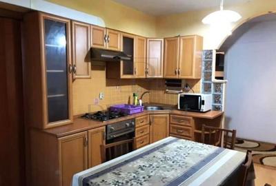 DOROBANTILOR - ETAJ 1 - CENTRALA PROPRIE - 3 CAMERE - 2 BAI