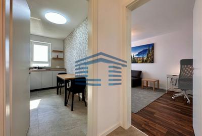 Apartament cu 2 camere decomandat, mobilat în Tractorul - 15