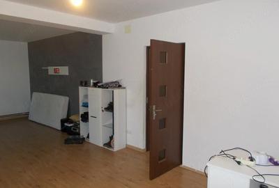Casă cu 4 camere cu Teren 1190 Mp în Parța - 16