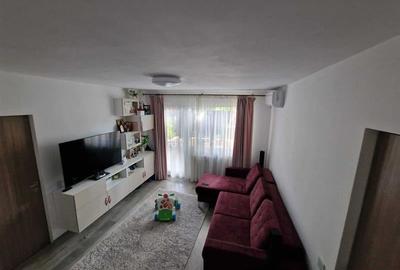 Apartament cu 2 camere semidecomandat, mobilat în Astra