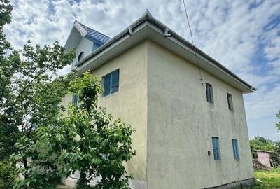 Casa cu etaj de vanzare sat Beresti, com. Sascut, jud. Bacau - 4