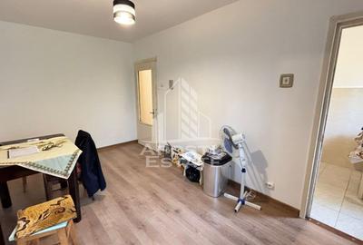 Apartament cu 2 camere semidecomandat în Șagului