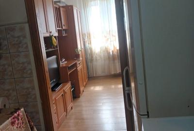Garsonieră decomandată în Exterior Vest