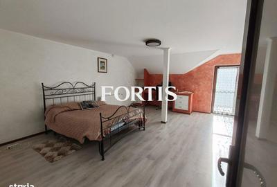 Casă cu 8 camere cu Teren 1600 Mp în Mândra - 3