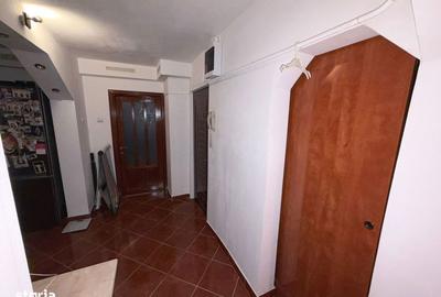 Apartament cu 3 camere decomandat în Sud - 5