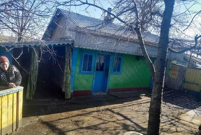 Casă cu 4 camere în Cărăpcești - 9