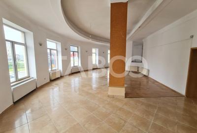 Spatiu comercial de inchiriat in centrul Municipiului Sebes - 1