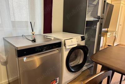 De inchiriat apartament 3 camere - 2