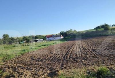 Teren de 2722 mp, în Central - 3