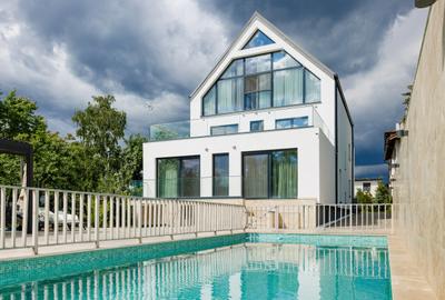 VILA MALUL LACULUI SNAGOV || PISCINA | PANOURI FOTOVOLTAICE - 2