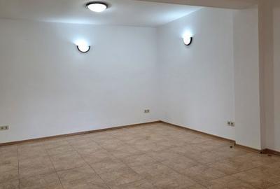 Spațiu comercial, de 98 mp, în Faleza Nord - 8