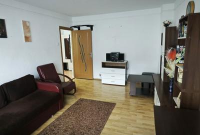 Apartament cu 2 camere decomandat în Central - 2