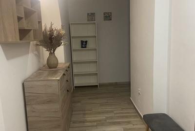 Apartament cu 3 camere decomandat în Exterior Vest - 2