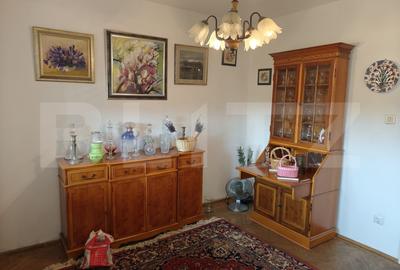 Apartament cu 4 camere, 88 mp, etaj intermediar, pe B-dul Dacia - 7