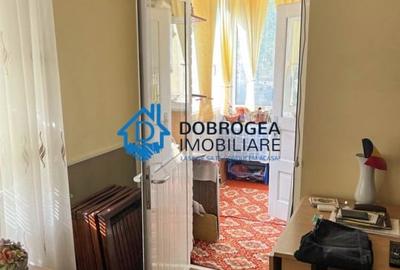 Apartament cu 2 camere decomandat în Peco - 4