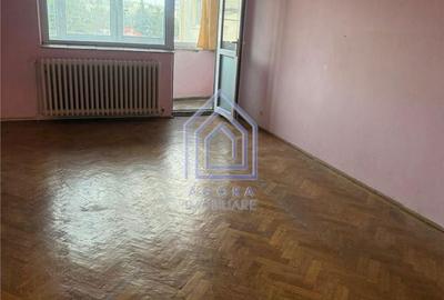 Apartament cu 3 camere în Roșu - 1