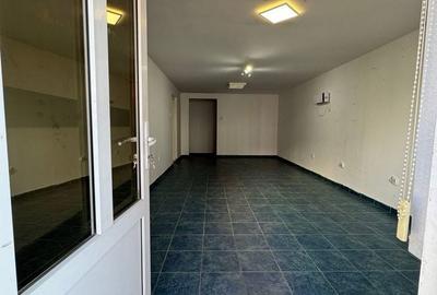 Spațiu comercial, de 74 mp, în Estelnic - 2