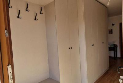 Casă cu 4 camere în Central - 2