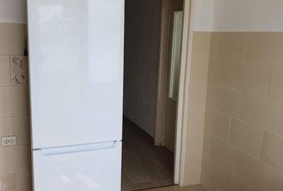 Garsonieră decomandată în Barieră - 12