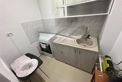 Garsonieră decomandată, mobilată în Titan - 4