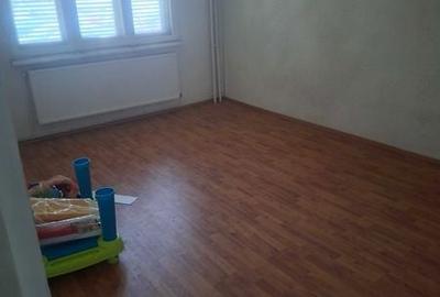 Apartament cu 3 camere decomandat în Sud - 7