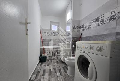 Apartament cu 4 camere decomandat, mobilat în Lipovei