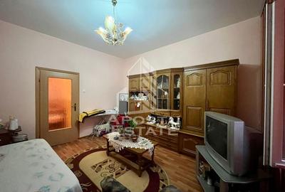 Apartament 2 camere,curte comuna,zona Complexul Studentesc - 2