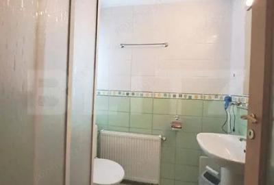 OPORTUNITATE! Pensiune Autorizata ?i Func?ionala in Bra?ov - 1