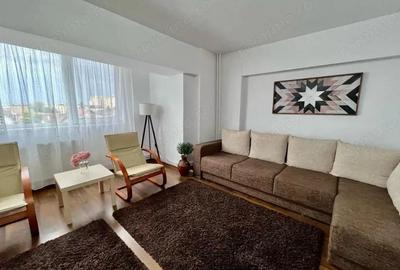 Apartament cu 3 camere pe 13 Decembrie