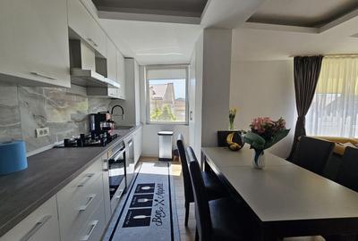 Apartament cu 3 camere decomandat, mobilat în Sud - 6