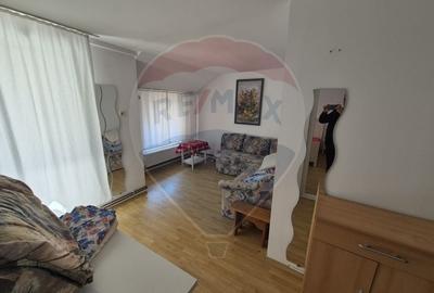 Casa / Vila de vanzare zona Energiei RMB - 2