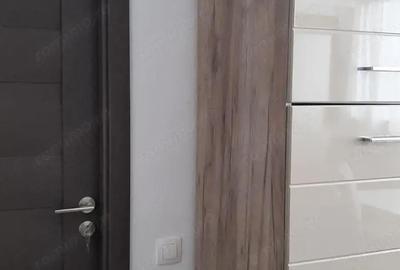 Garsonieră decomandată, mobilată în Sud