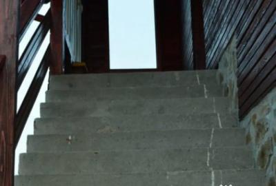 Casă cu 5 camere cu Teren 2000 Mp în Paltin - 10