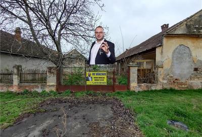 Casă individuală cu 4 camere cu Teren 1798 Mp în Iecea Mare - 1