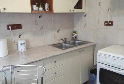 Garsoniera mobila ?i utilata etj 1 - 8