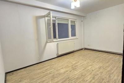 3 camere Brancoveanu Covasna centrala termica liber parcare - 10