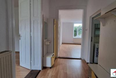 Casă cu 7 camere cu Canalizare în Semicentral - 15