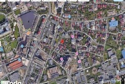 Teren de 215 mp, în Central