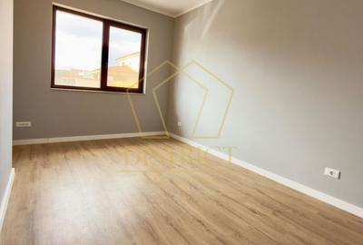 Duplex cu 5 camere cu Canalizare în Dumbrăvița - 4