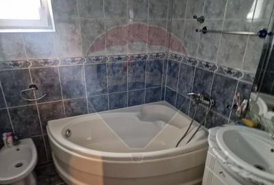Apartament cu 3 camere de vanzare in zona Stefan cel Mare - 8
