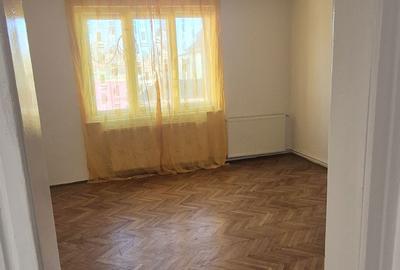 Casă cu 2 camere în Griviței - 1