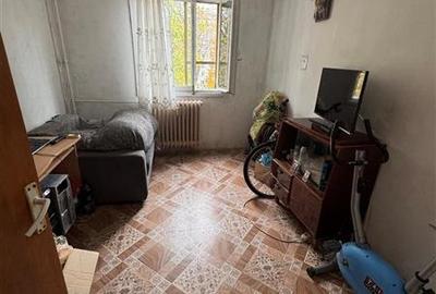 Apartament cu 3 camere semidecomandat în Berceni - 3