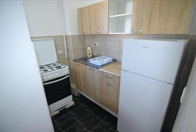 Exclusiv inchiriere garsoniera ,13 Decembrie, etaj intermediar - 13