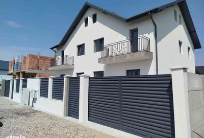 Casă cu 4 camere cu Teren 250 Mp în Central - 6