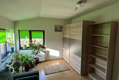 Casă cu 4 camere în Cetate - 8