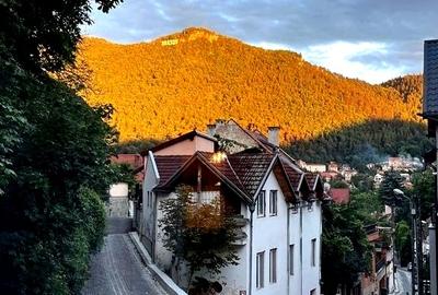 Apartament 2 camere, cadru istoric și liniștit, la 5 minute de Piața Sfatului - 9