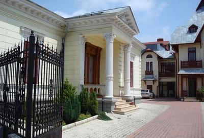 Vila cu arhitectura si teren 500mp - 2